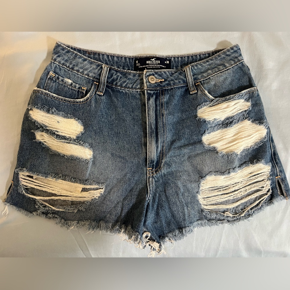 Hollister Jean shorts size 9